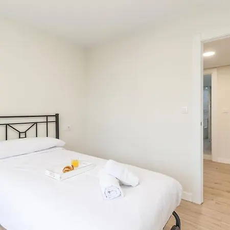 Modern In With Views *